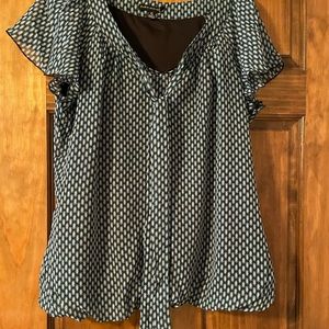 2 for $15 XL Flutter sleeve Blouse w/gathered bottom